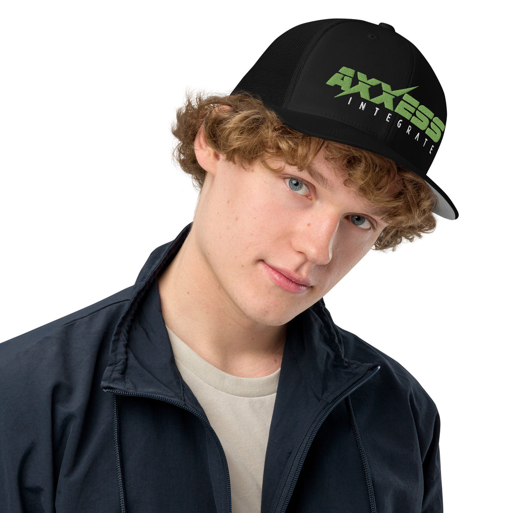 AXXESS-Closed-back trucker cap