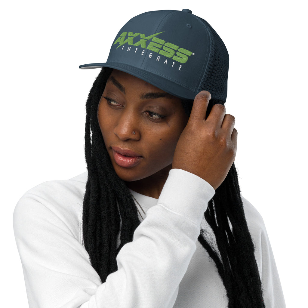AXXESS-Closed-back trucker cap